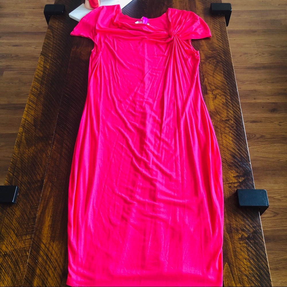 Pink Clubwear: Plus Size Twisted Midi Dress